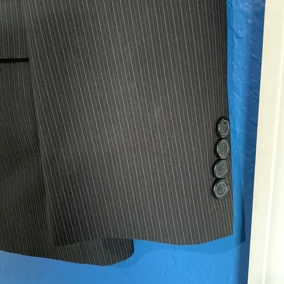 JF Ferrar Suit for men. - Picture 5 of 8